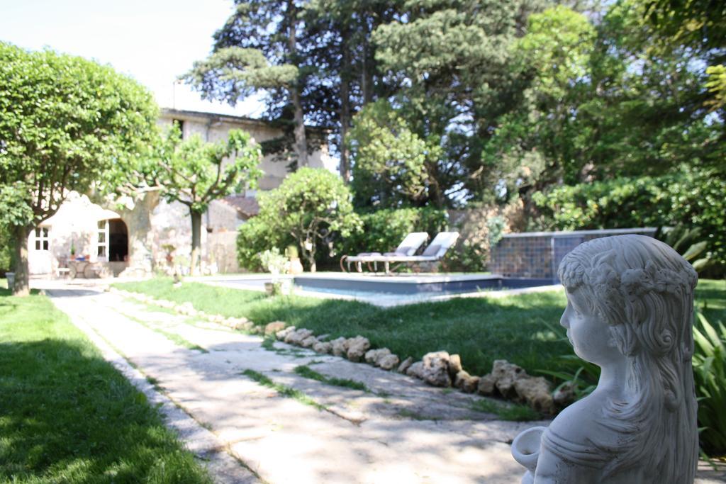 L'Abri Du Poete Bed & Breakfast Besse-sur-Issole Dış mekan fotoğraf
